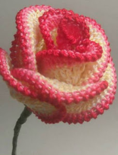 PATRON GRATIS ROSA AMIGURUMI 41997