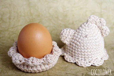 DIY Crochet Easter Chicken - Eggcup and Egg cover - Free Crochet Hen tuto  - CocoFlower