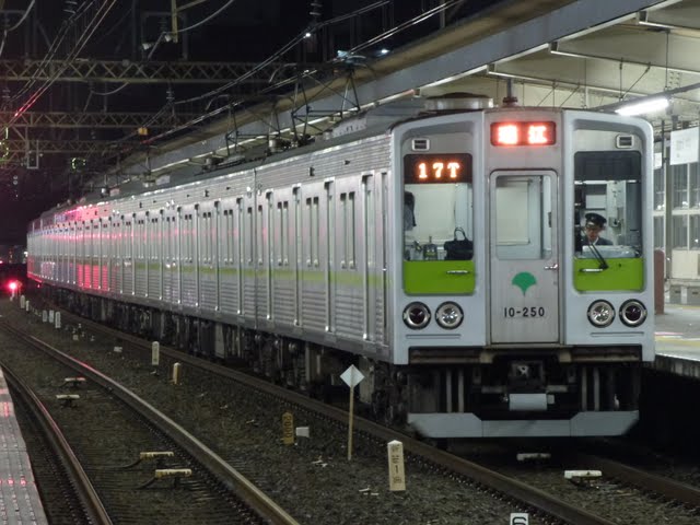 都営新宿線　各停　瑞江行き3　10-000形250F(終電運行)