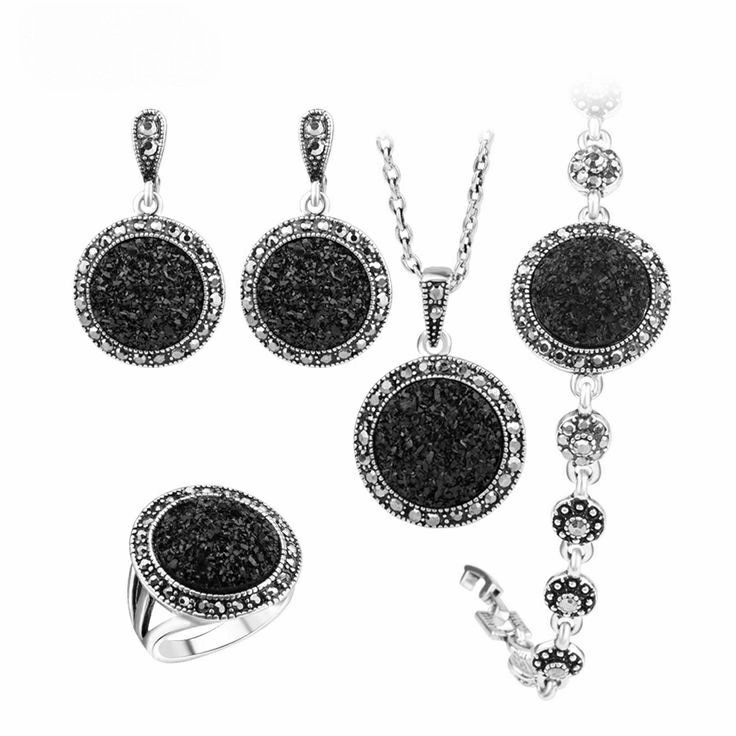 Fancy pendant sets