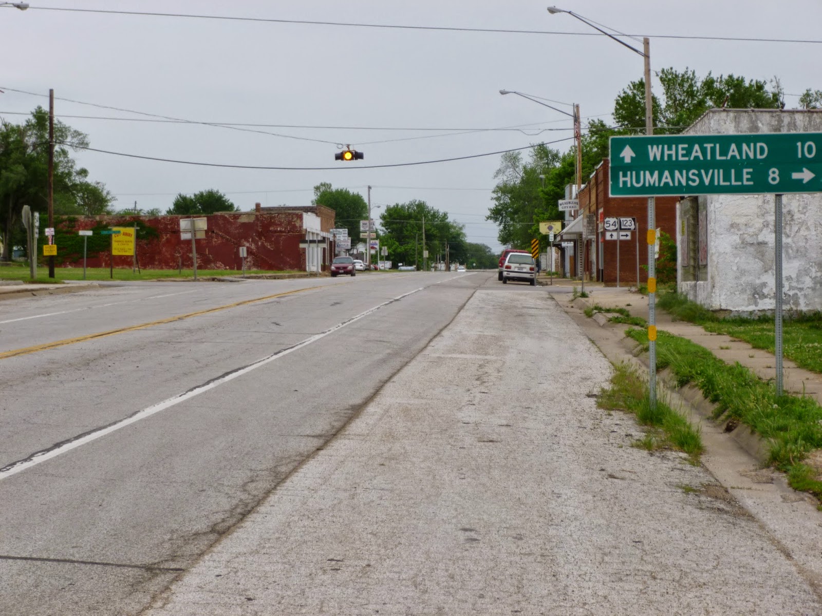 seniors walking across america POST 1320; MAY 14, 2014; HERMITAGE