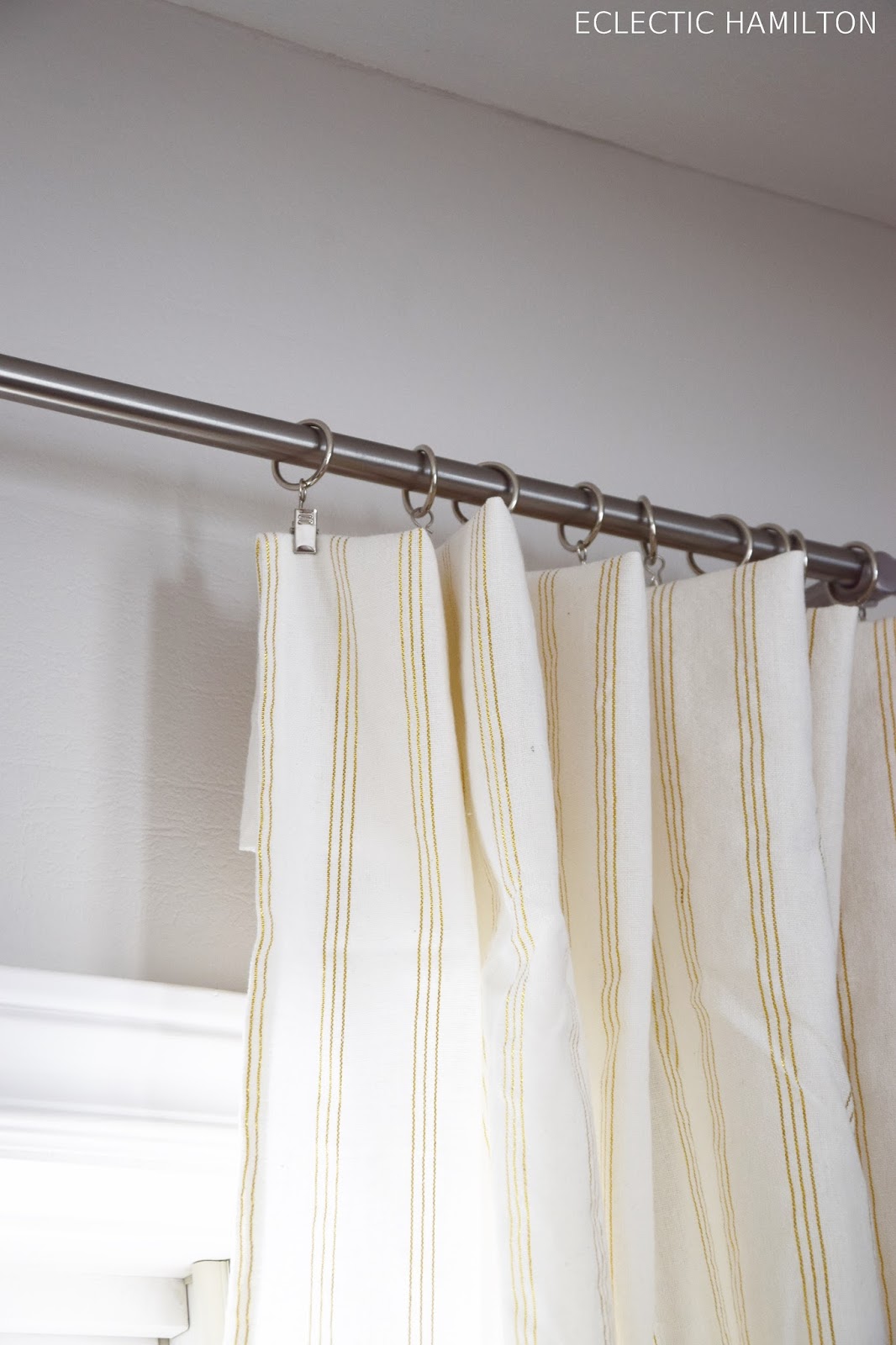 Wie ihr in 10 Minuten aus einer Tischdecke einen Vorhang zaubert