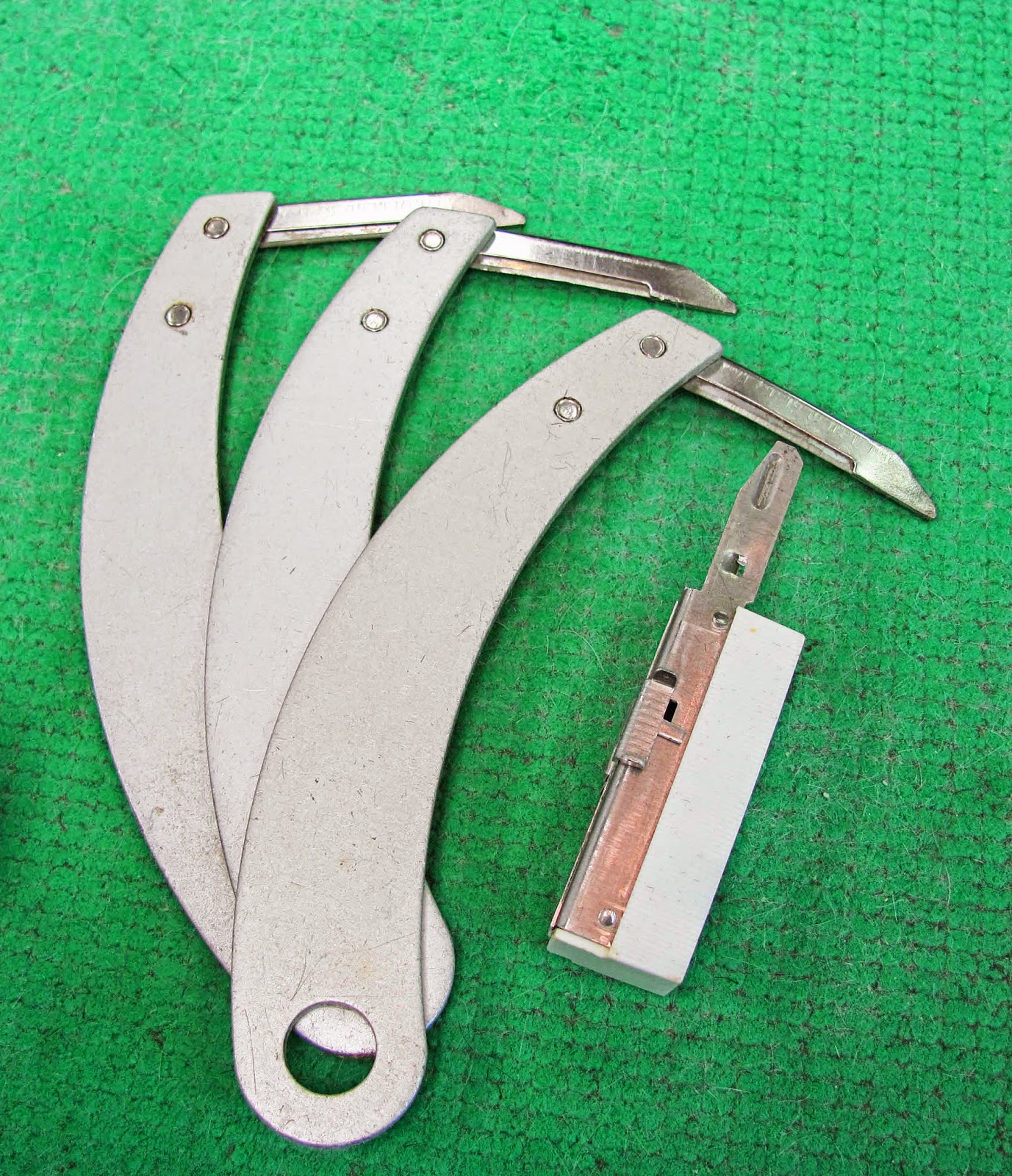 Pet Grooming The Good, The Bad, & The Furry Tuesday's Tip 60 Cheap Mat Splitter