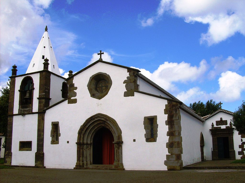 Origens Igreja Matriz de São Sebastião edificada pelos primeiros povoadores da ilha Terceira Origens Igreja Matriz de São Sebastião edificada pelos primeiros povoadores da ilha Terceira