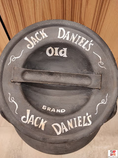 lechera pintada a mano