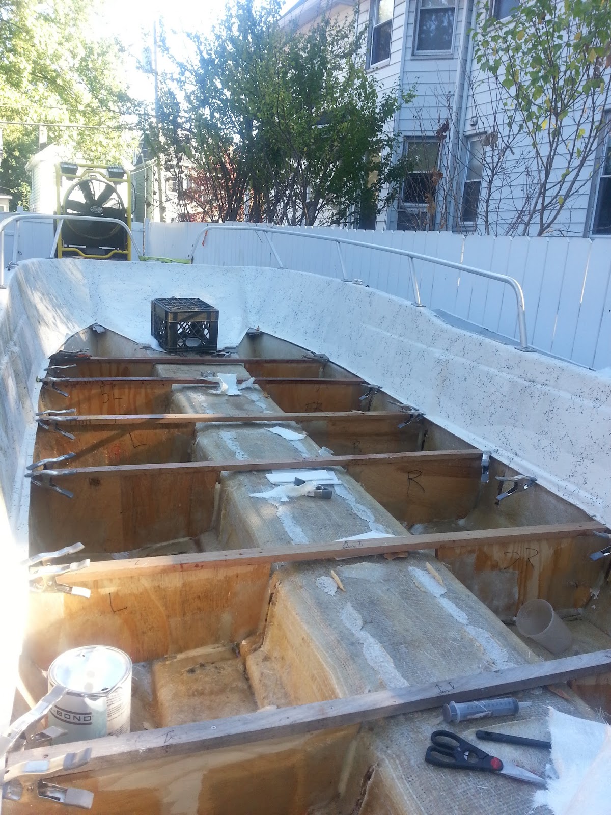 Repairing a deck on a fiberglass boat Seagull Nautico 18 Tabbing in