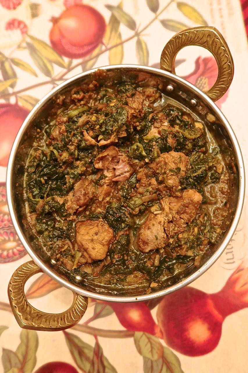 Scrumpdillyicious: Saag Gosht: Indian Lamb & Spinach Curry