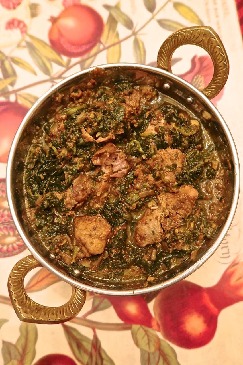 Scrumpdillyicious: Saag Gosht: Indian Lamb & Spinach Curry