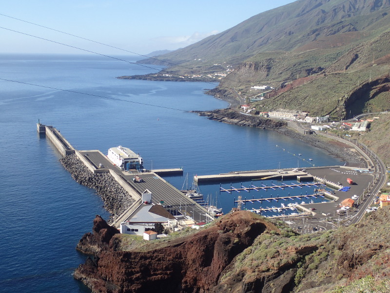 FERRYBALEAR Sale a licitación la ruta entre El Hierro y Los Cristianos