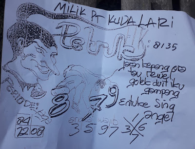 44 Syair Petruk Kuda Lari Malam Ini Terbaik Lingkar Png