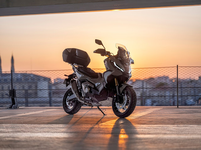 Το νέο X-ADV Το νέο X-ADV