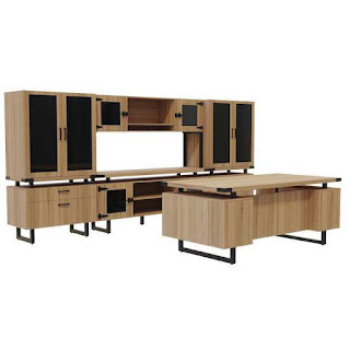 Mirella Desk