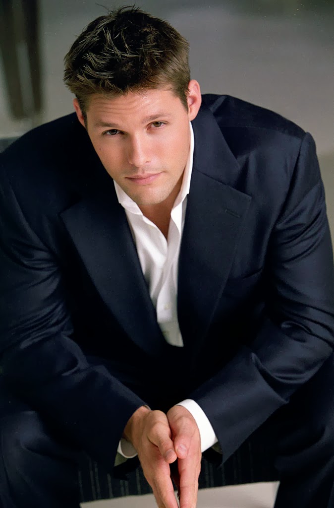 Para Nossa Alegria: Justin Bruening