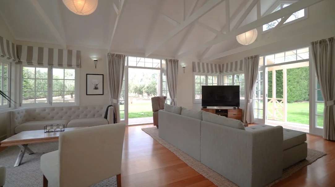 23 Interior Design Photos vs. 113 Jellicoe St, Martinborough Luxury Home Tour