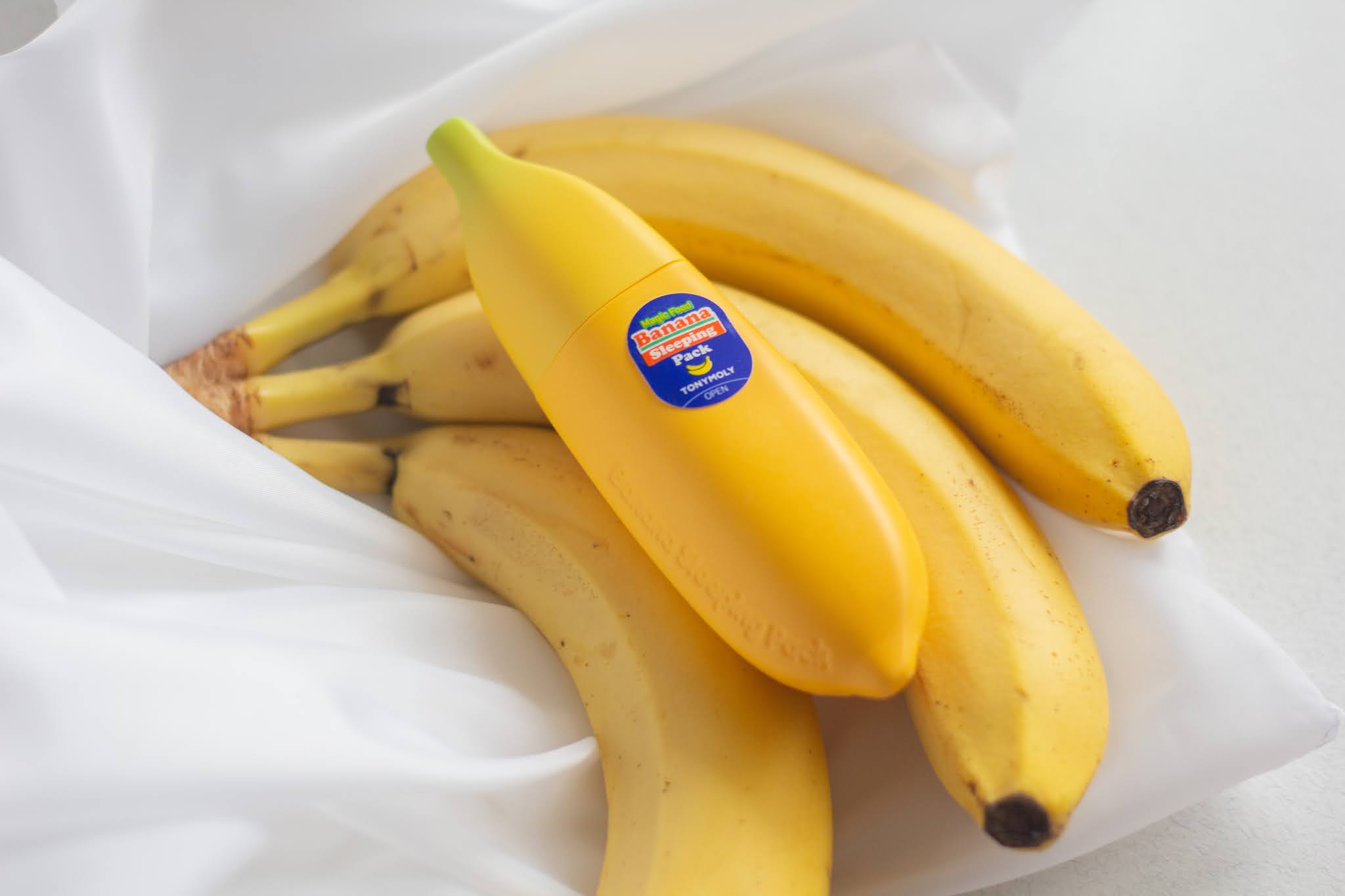 Банан маски отзывы. Банан питательный. Банан для сна. Снится банан. Спящий банан.