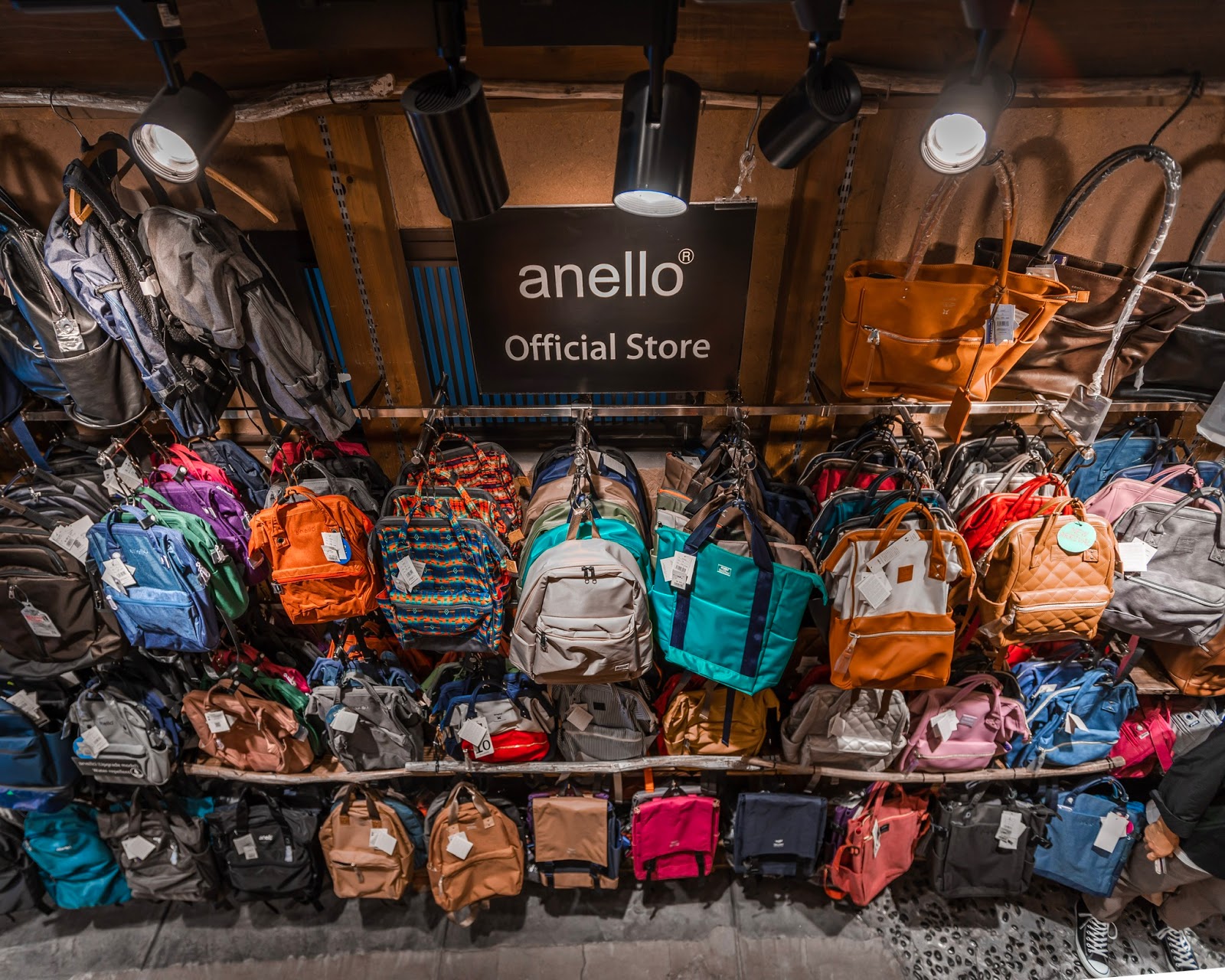 The Best Souvenir Shop in Ueno MAGAZINES Stella Lee ☆ Indonesia