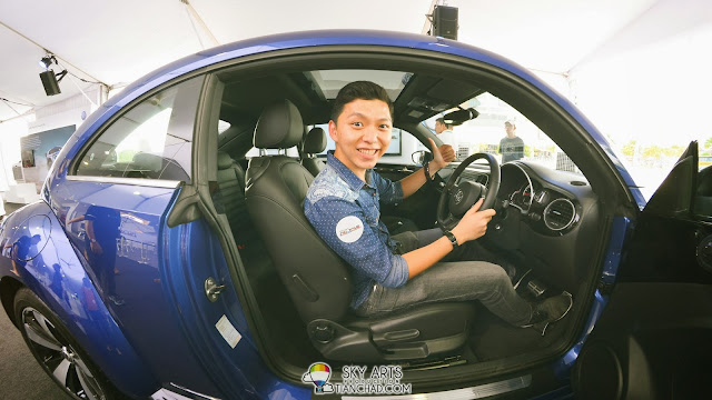 A picture with Volkswagen Blue Beetle. We have matching colors don't we??