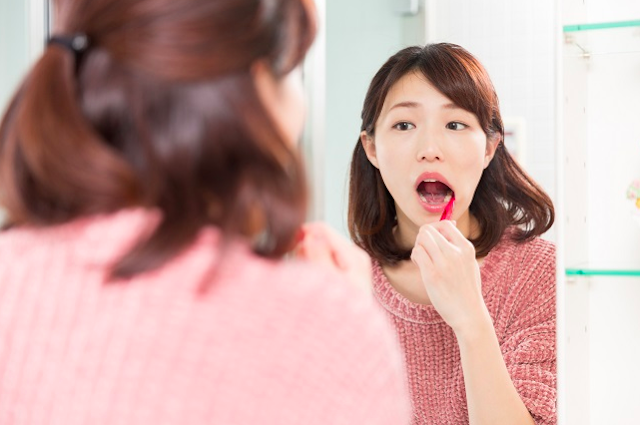 Cara Menyikat Gigi yang Tepat