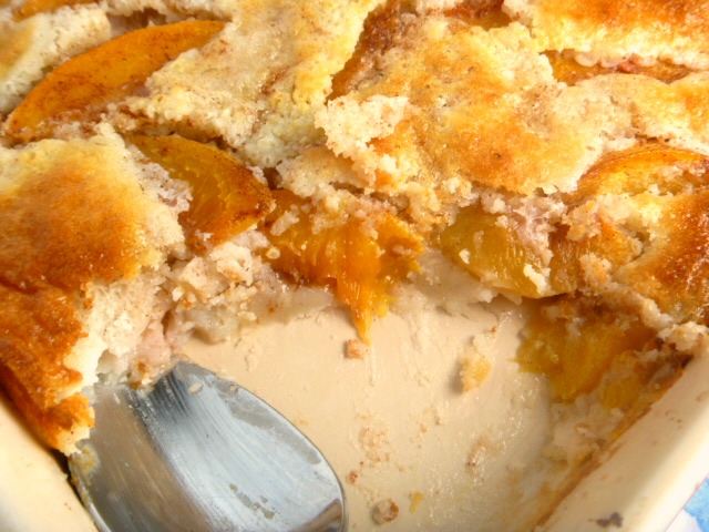 Easy Cinnamon Peach Cobbler (Family Sized): The perfect southern dessert that so easy to make! Double the recipe to feed a crowd. - Slice of Southern