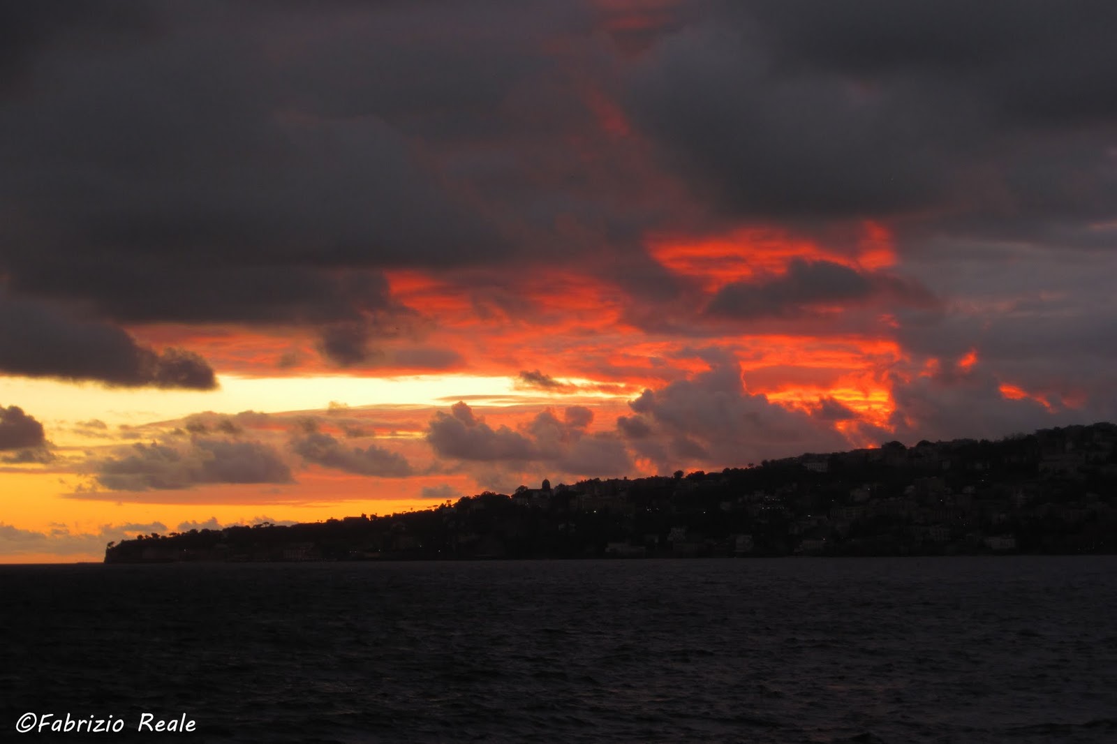 A Che Ora Tramonta Il Sole Oggi A Napoli