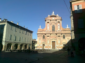 The Basilica di San Prospero, built between the 16th and  18th centuries, is a notable building in Reggio Emilia