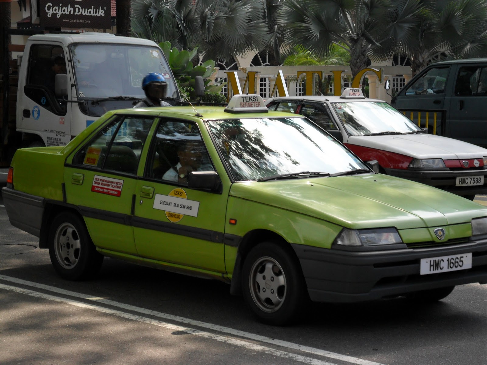 Expat Abroad Taxis/Cabs in Kuala Lumpur