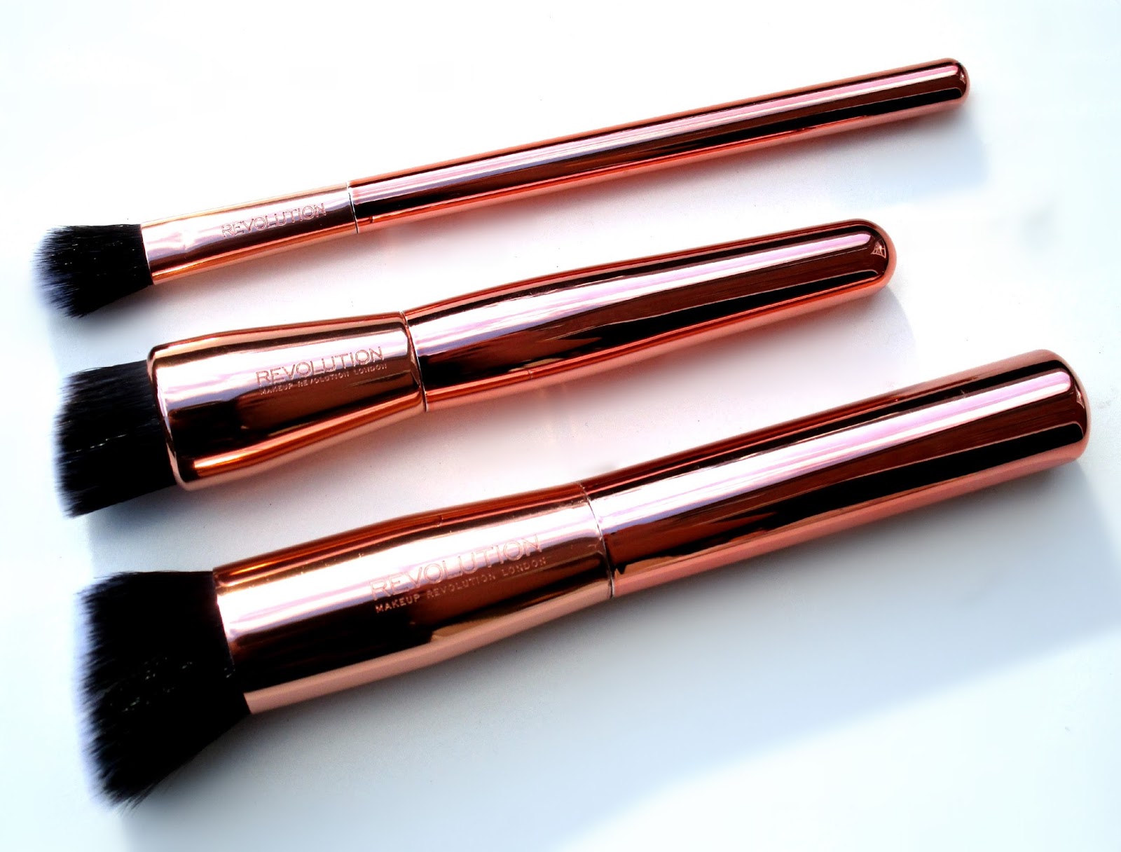 Makeup Revolution Ultra Sculpt & Blend Collection ♥