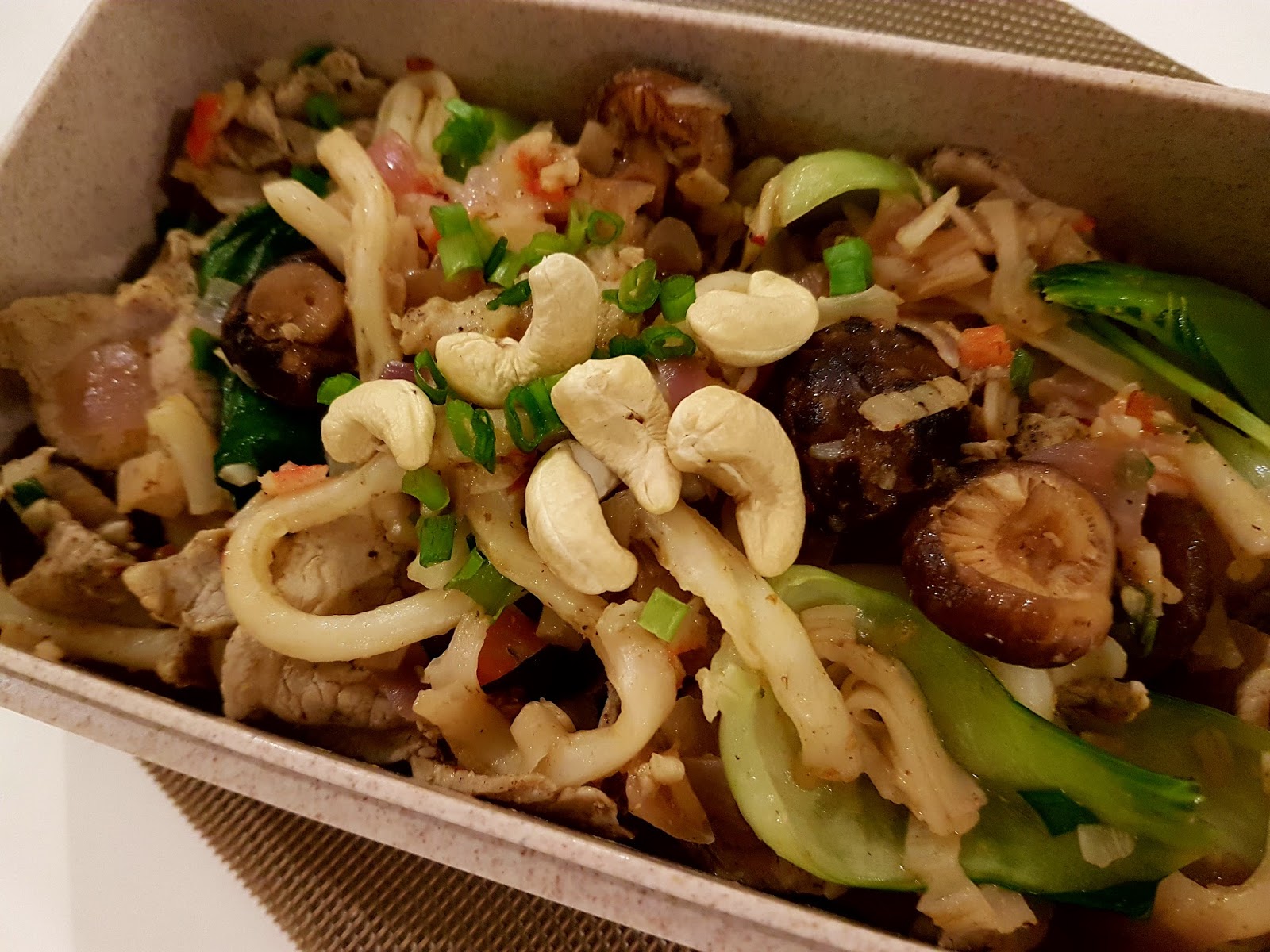 Bento 151 Tom Yum Yaki Udon Bento for Love