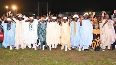 Banyak Imam Muslim dan Tradisionalis Menyerahkan Hidup Mereka Kepada Yesus Kristus di Abuja (Foto)