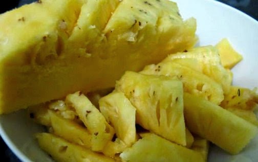 Lempah Kuning Fish with Pineapple
