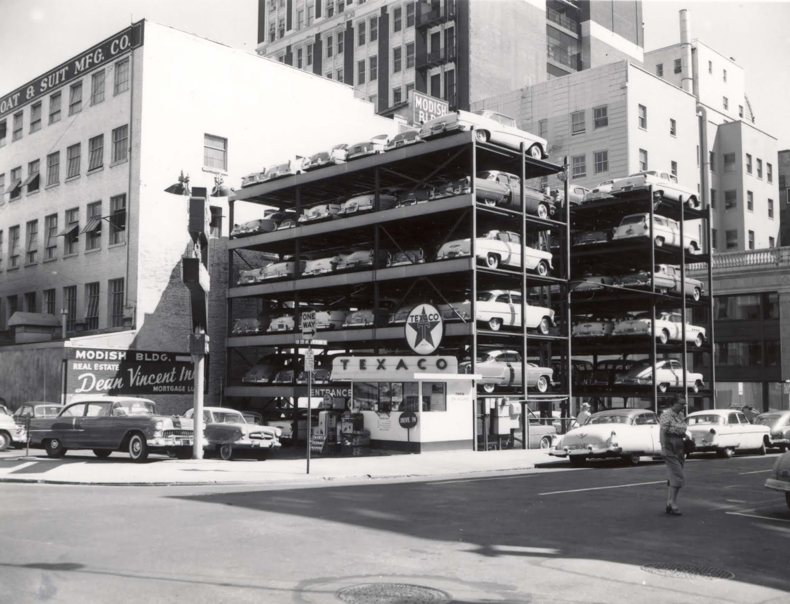 Pigeon Hole Parking for Automobiles in Portland, 1955 Vintage News Daily