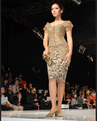 model gaun kebaya sederhana namun elegan model gaun kebaya sederhana namun elegan