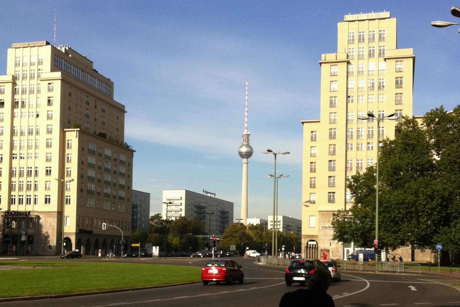 Berlin Est Tour de télévision F. Dieter et G. Franke