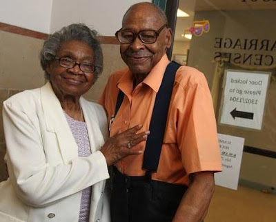 Old Couple Remarry After 50 Years