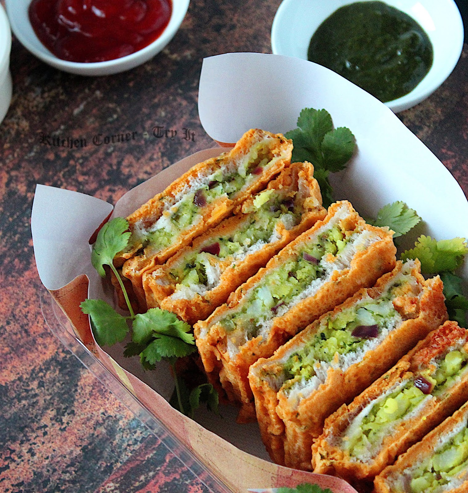 Easy Bread Pakoda/ Potato Masala Stuffed Bread Pakoras