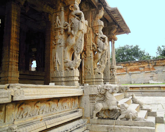 Another entrance to the Maha Mantapa, at the Vittala Temple, Hampi