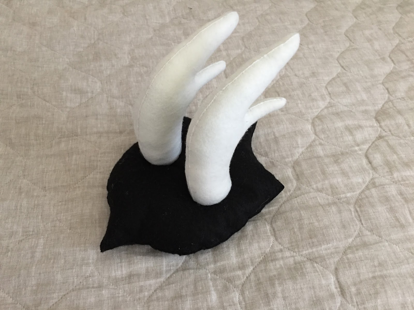 IMAGINARY WARDROBE DIY Felt Antlers