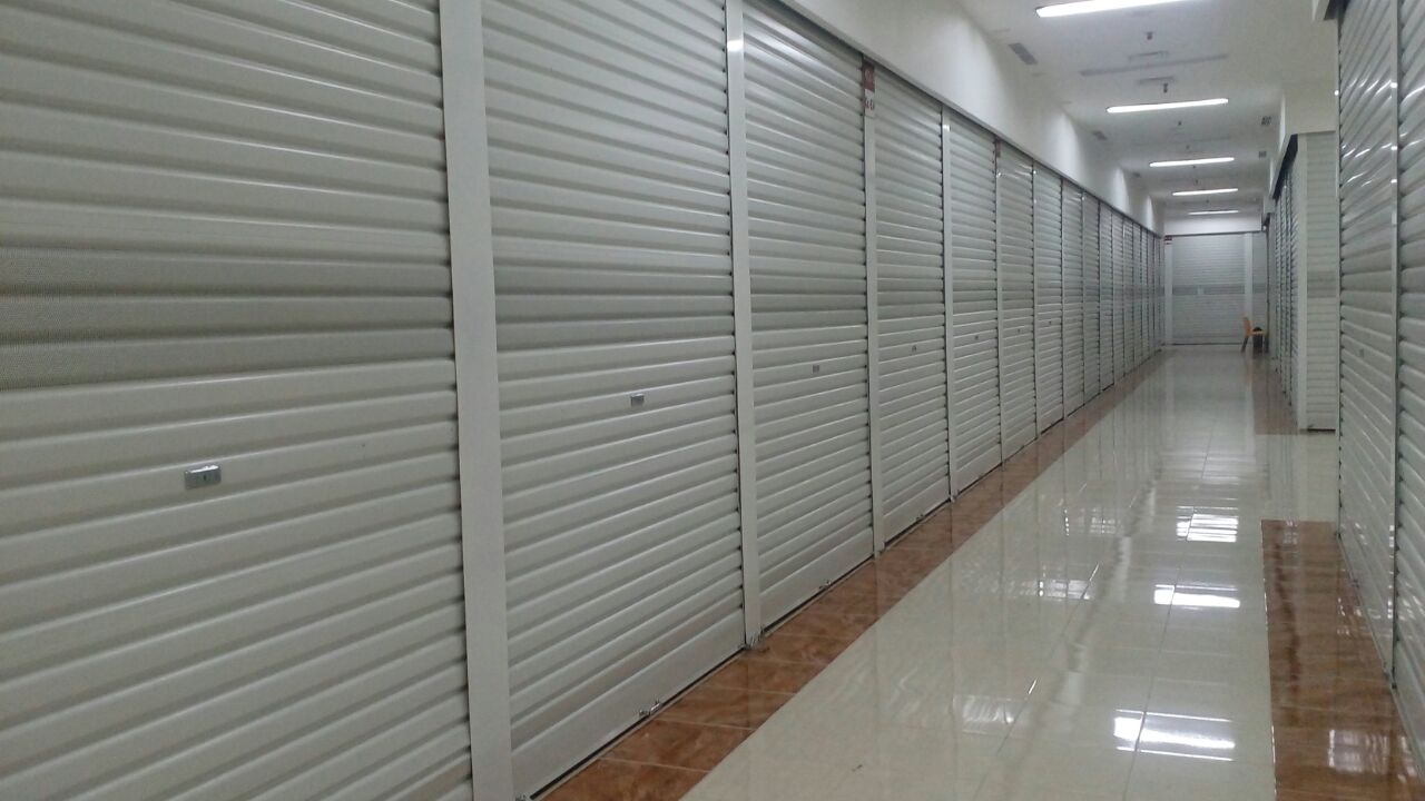 fabrikasi rolling door Karawang