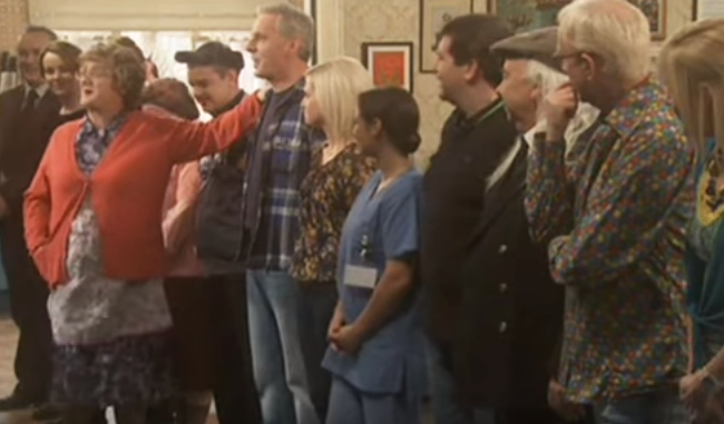Mrs Brown’s Boys – Mammy Introduces The Cast