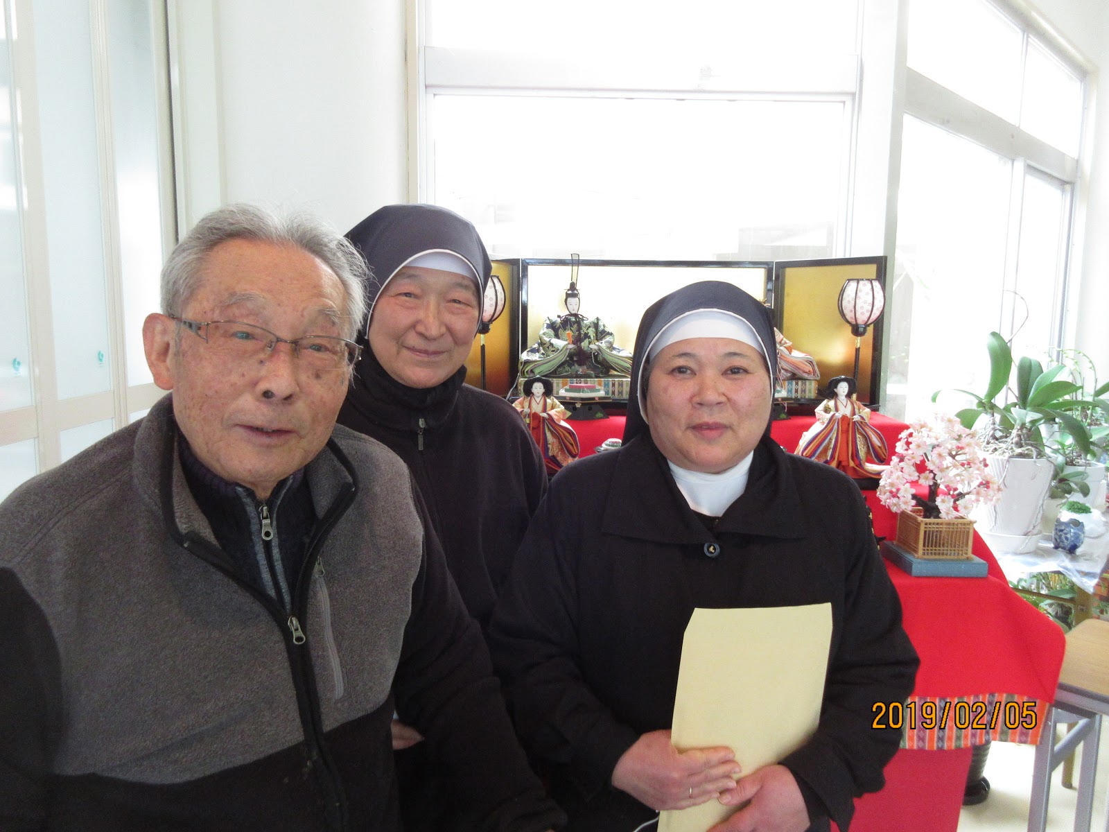 小崎登明の92歳日記 昨日はお祝い 今日は一転 病院 診察へ 気が重いです