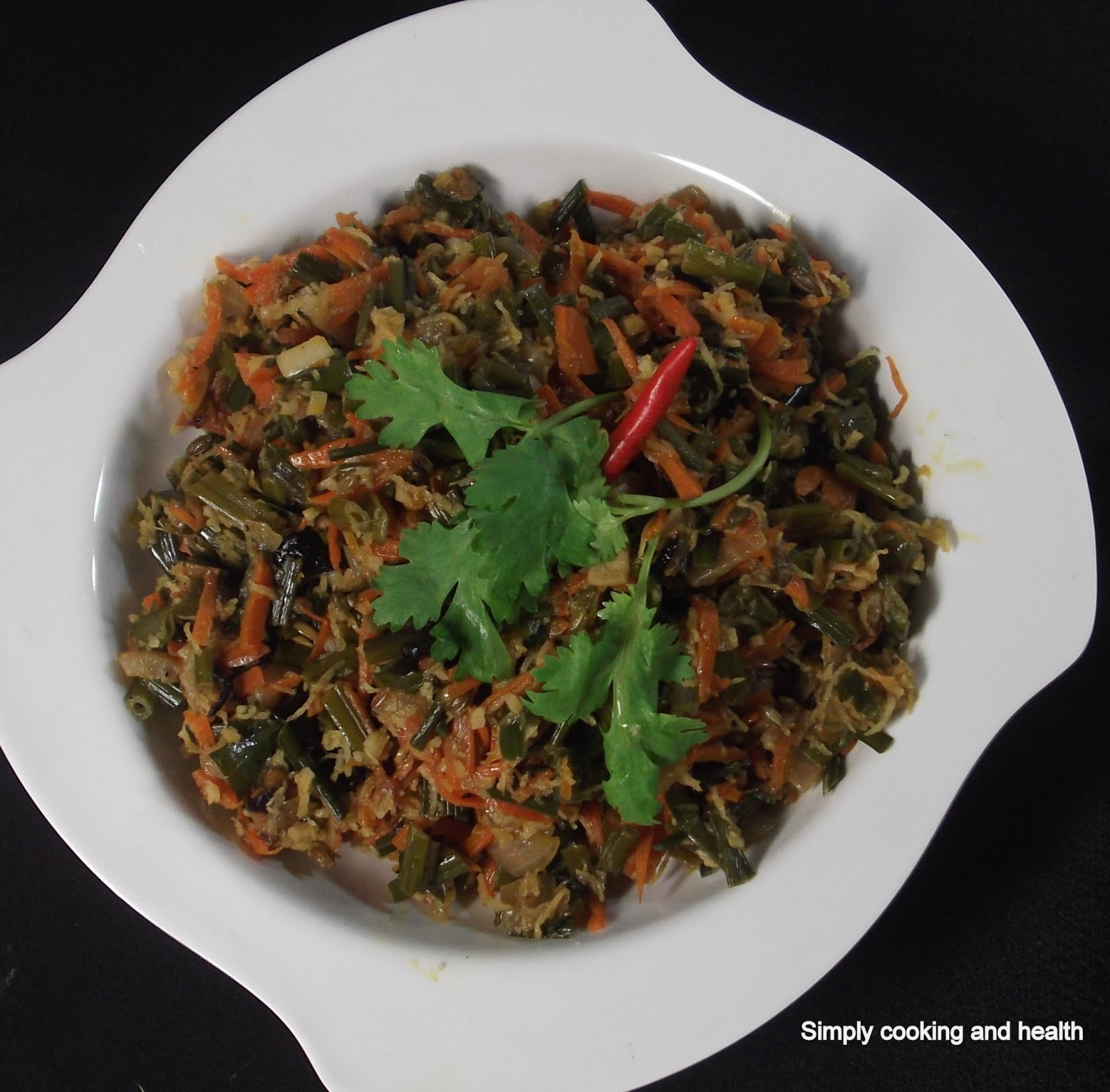 Simply Cooking and Health Onion flower stalk stirfry with carrot and