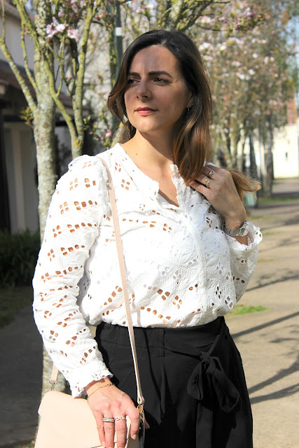 blouse à volant et broderie les petites bulles de ma vie