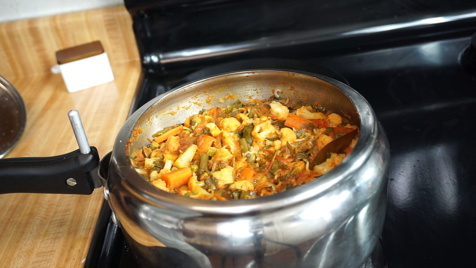 Veg Biryani / Vegetable Biryani in Pressure Cooker Steffi's Recipes