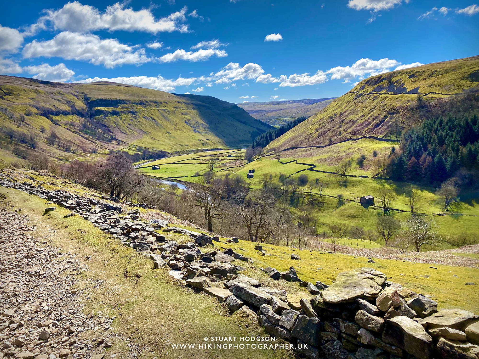 Keld muker walk circular river swaledale yorkshire dales wildflower meadow