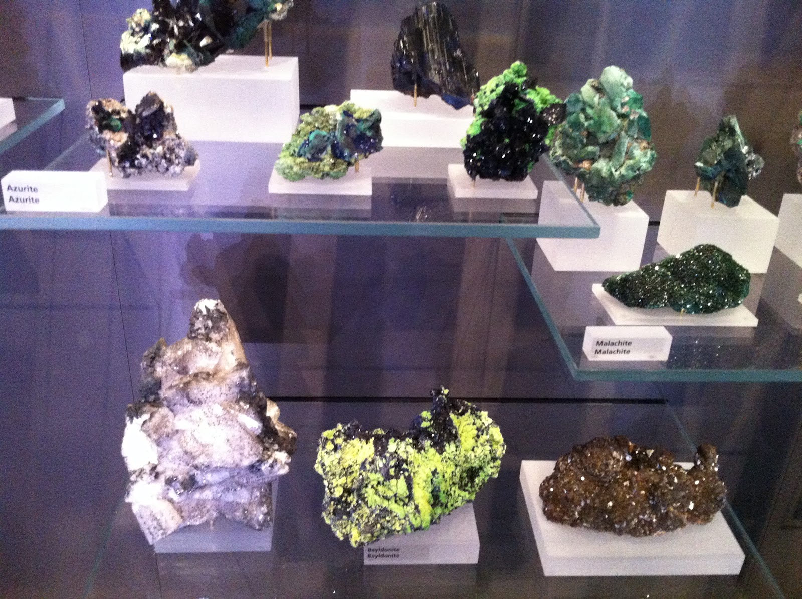 Earth on Acid GEMS AND GOLD// INSIDE THE ROYAL ONTARIO MUSEUM