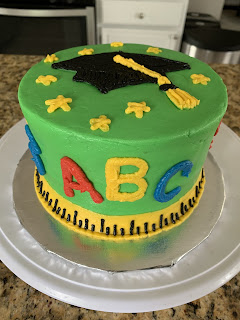 kindergarten graduation cake ideas