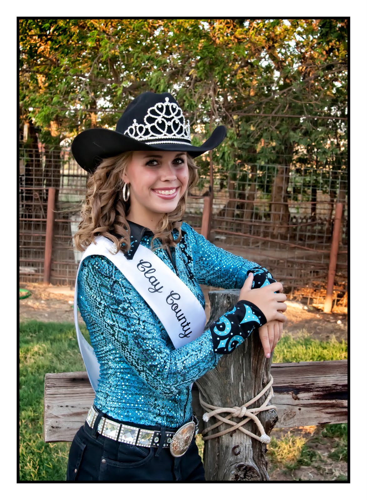 Lori Riggins Photography: Katie Jo Lori Riggins Photography: Katie Jo