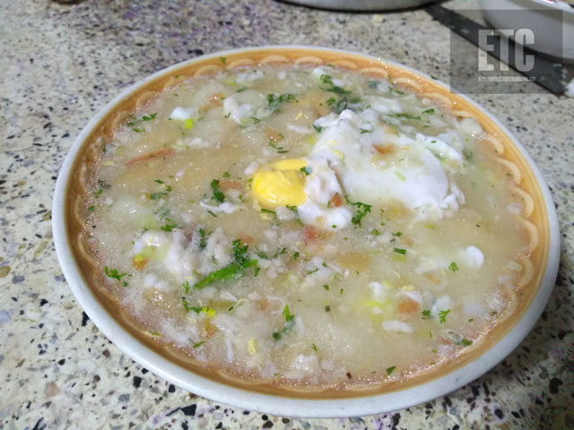 como hacer una sopa de huevo colombiana