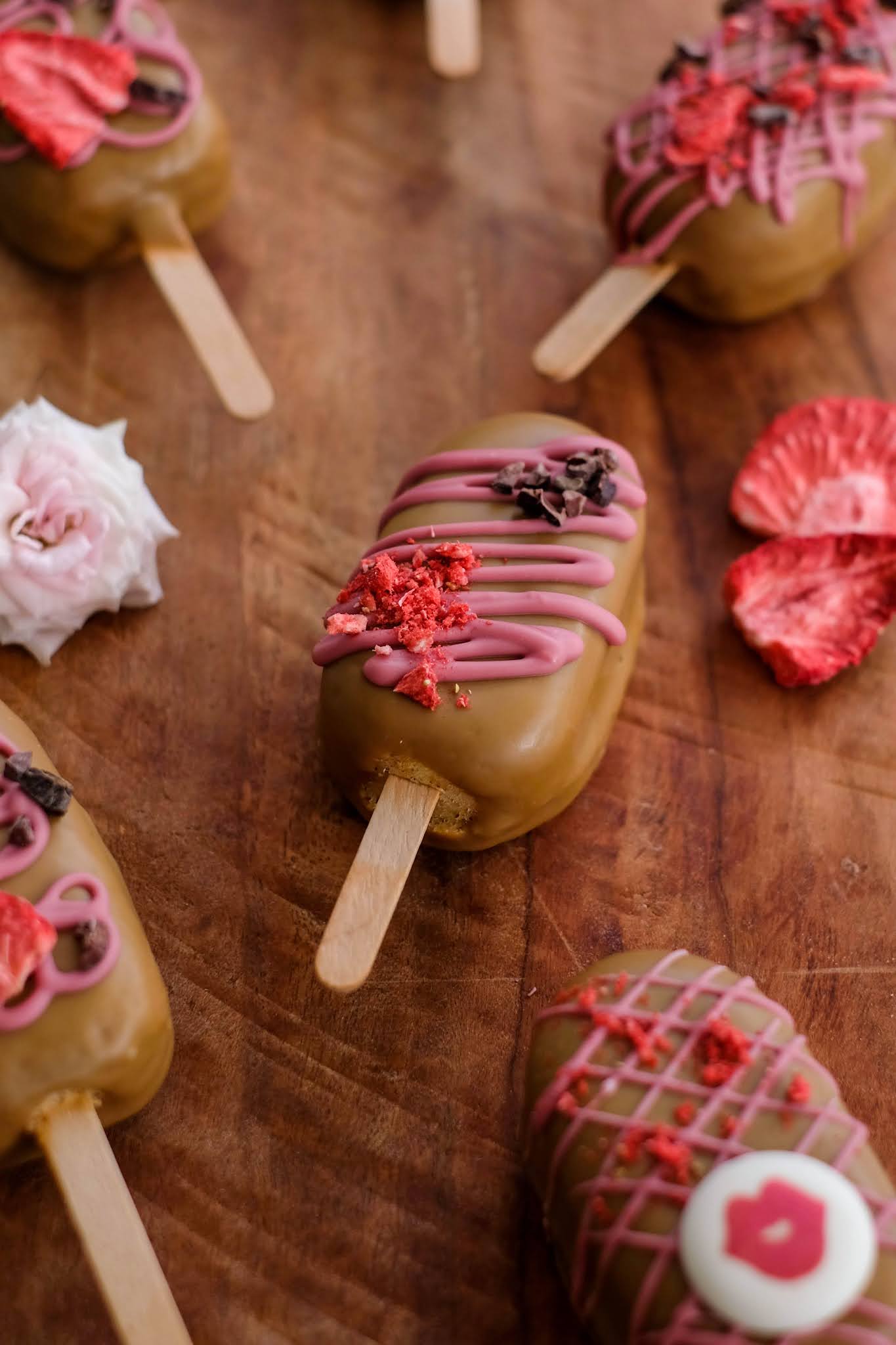 My Cake Box Cakesicles | Marion's Kaffeeklatsch