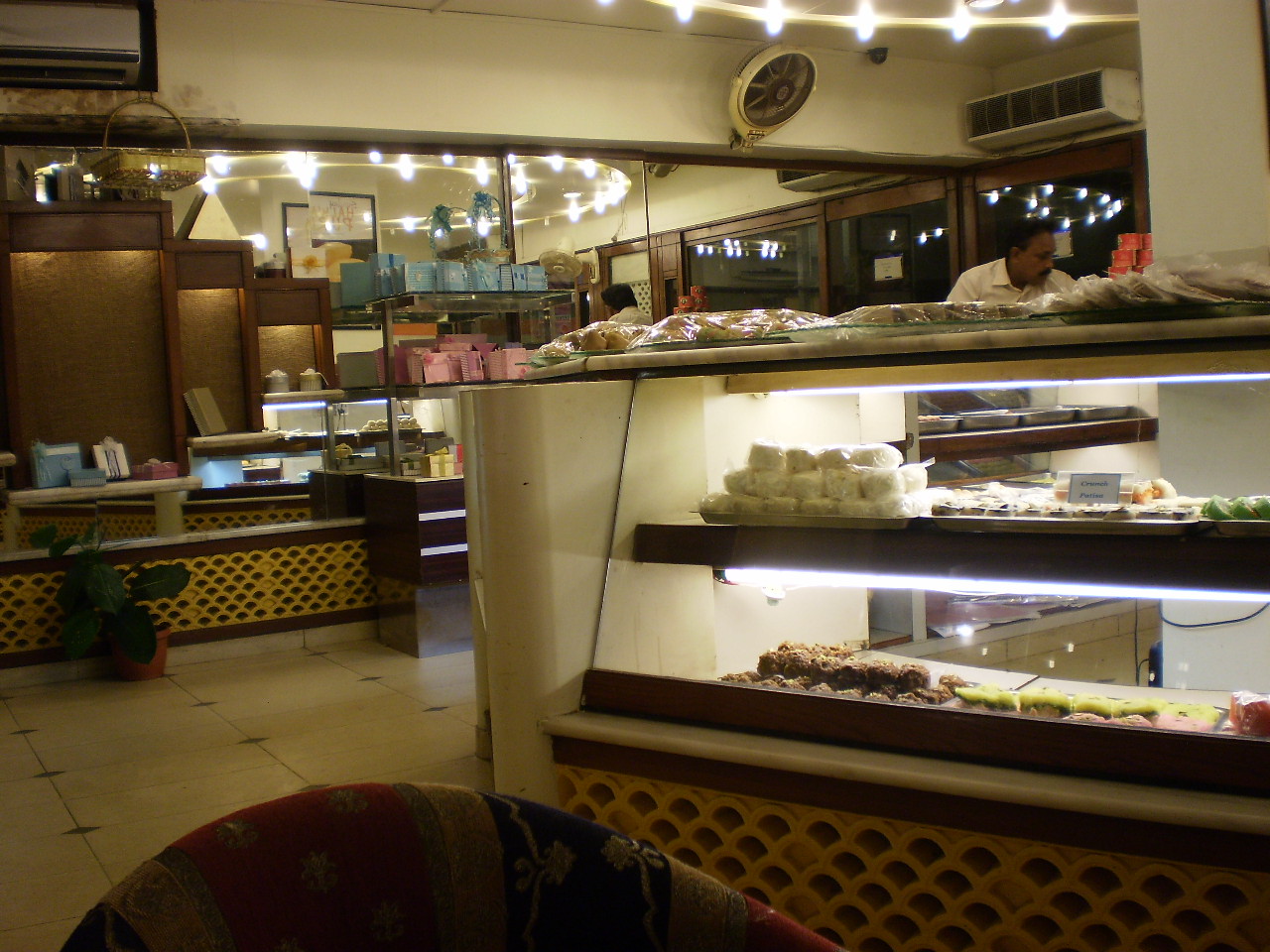 Karachi Eating Out S Abdul Khaliq's Mithai and Bake Shop, Clifton